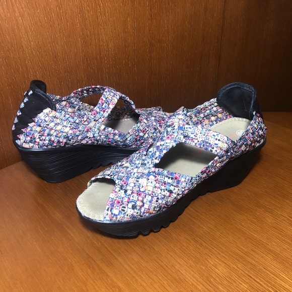 Confetti Adam Shoe by Bernie Mev ✨ Ladies size 8 (39) Heels Wedge Platform Y2K - Picture 6 of 7